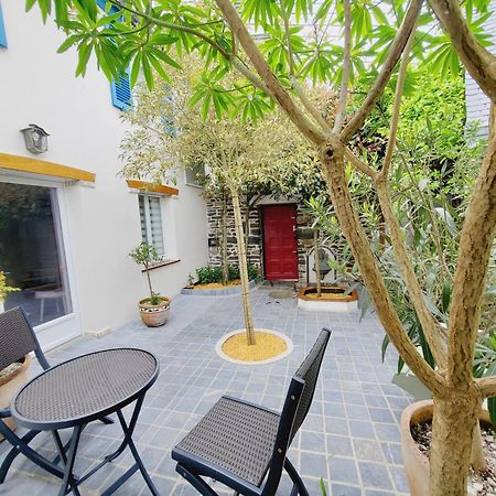 Aux Vieilles Murailles • Charmante Maison & Cour 모를레 외부 사진
