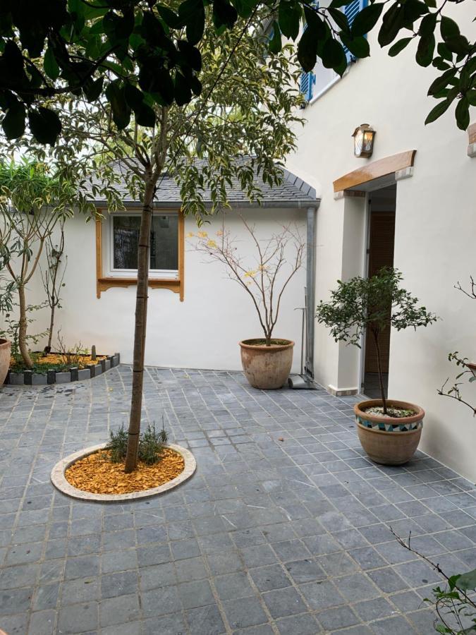 Aux Vieilles Murailles • Charmante Maison & Cour 모를레 외부 사진